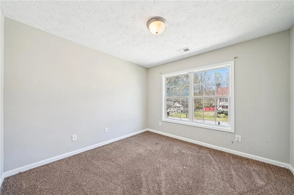 141 Longstreet Circle Oxford, GA 30054