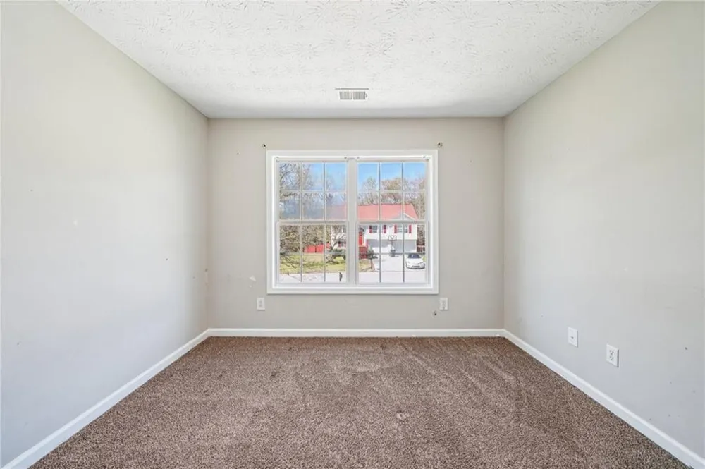 141 Longstreet Circle Oxford, GA 30054