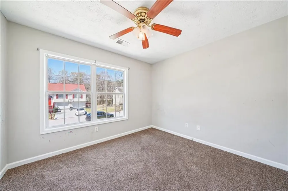 141 Longstreet Circle Oxford, GA 30054