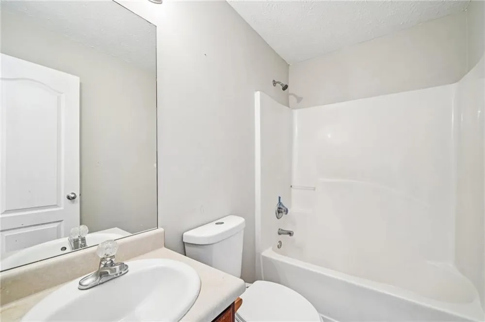 141 Longstreet Circle Oxford, GA 30054