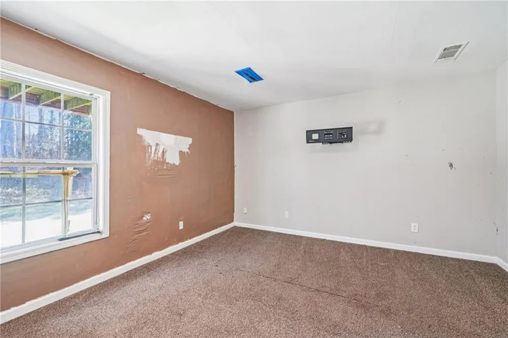 141 Longstreet Circle Oxford, GA 30054