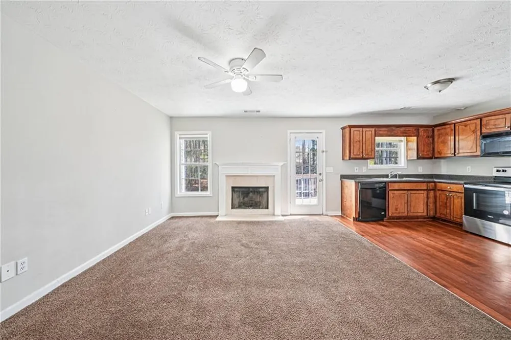 141 Longstreet Circle Oxford, GA 30054