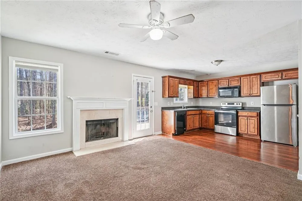 141 Longstreet Circle Oxford, GA 30054