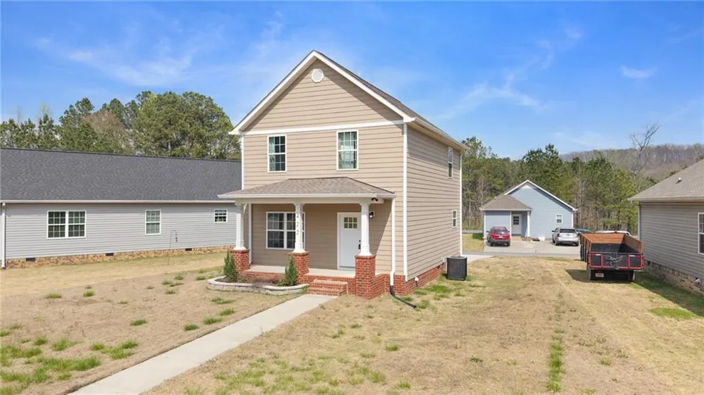 422 Coahulla Creek Drive Dalton, GA 30721
