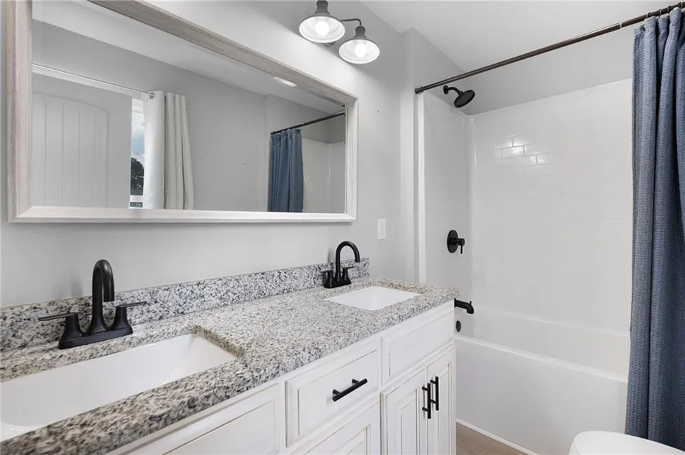 422 Coahulla Creek Drive Dalton, GA 30721