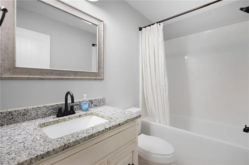 422 Coahulla Creek Drive Dalton, GA 30721