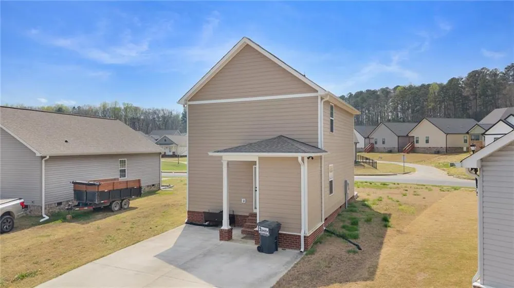 422 Coahulla Creek Drive Dalton, GA 30721