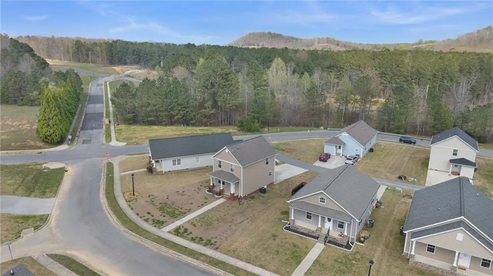 422 Coahulla Creek Drive Dalton, GA 30721