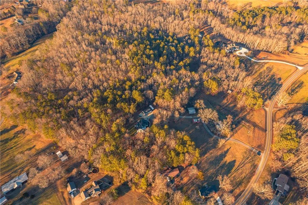 873 Long Road Ball Ground, GA 30107