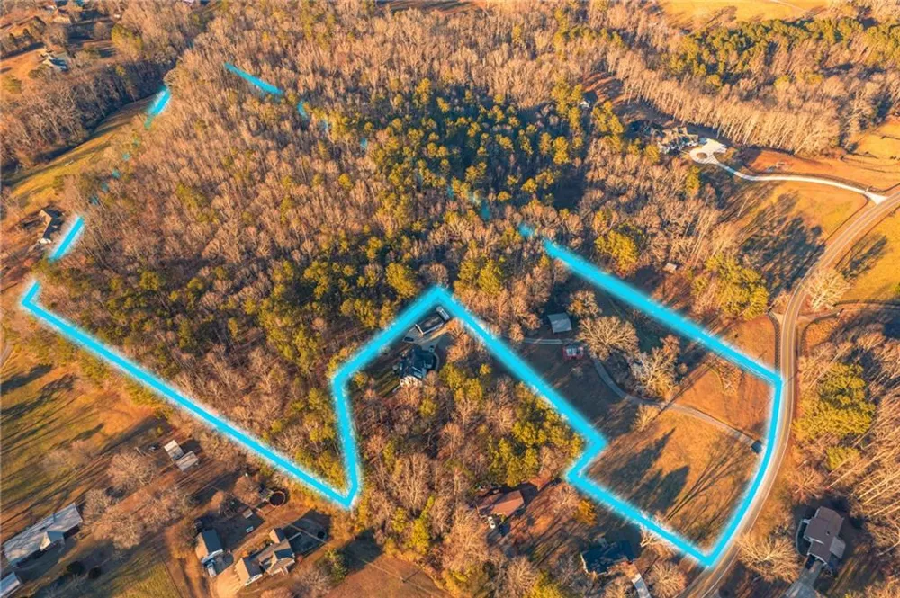 873 Long Road Ball Ground, GA 30107