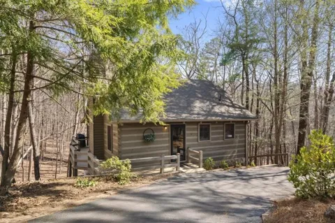 81 Cardinal Cove