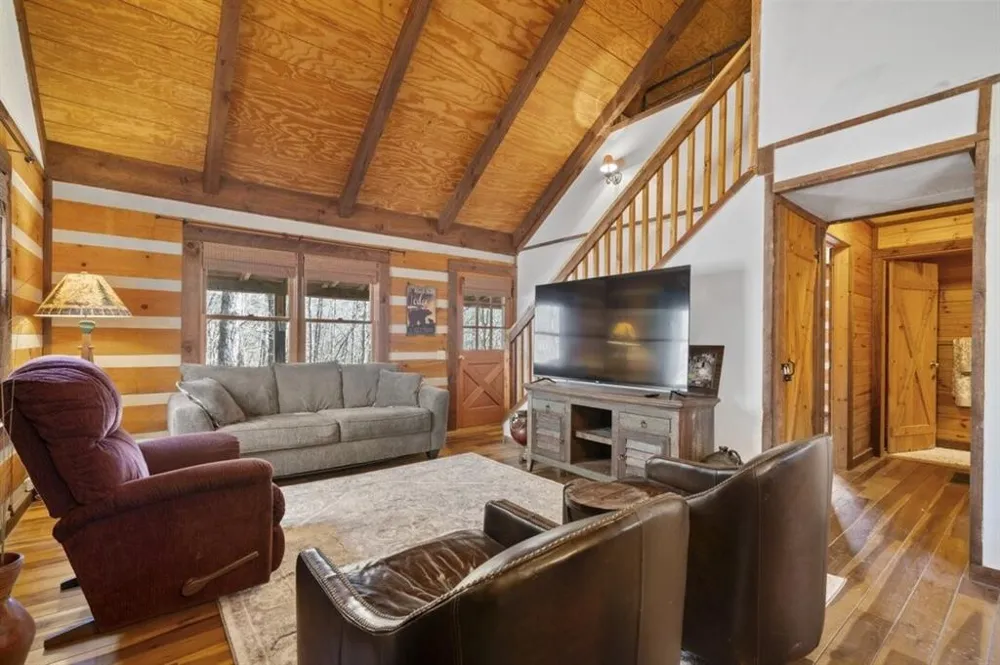 81 Cardinal Cove Big Canoe, GA 30143