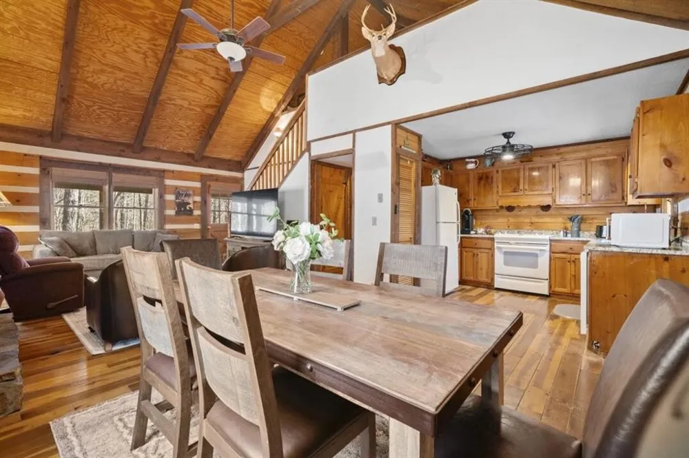 81 Cardinal Cove Big Canoe, GA 30143