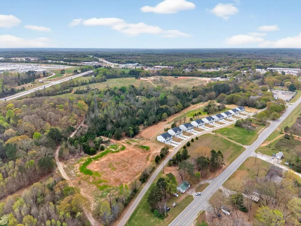 696 530 Madison Street Commerce, GA 30529