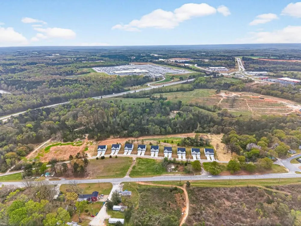 696 530 Madison Street Commerce, GA 30529