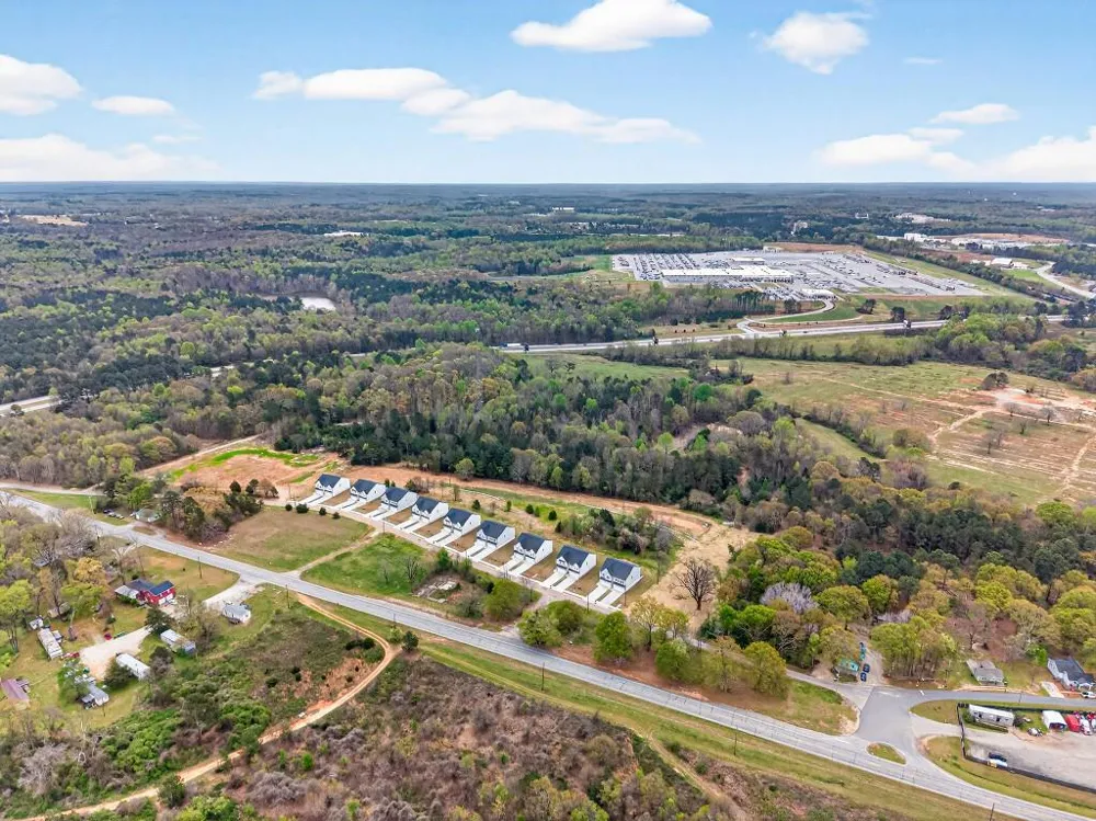 696 530 Madison Street Commerce, GA 30529