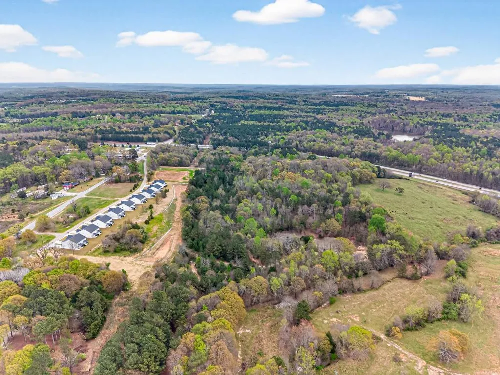 696 530 Madison Street Commerce, GA 30529