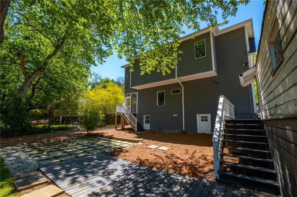 2260 Wallace Drive Chamblee, GA 30341