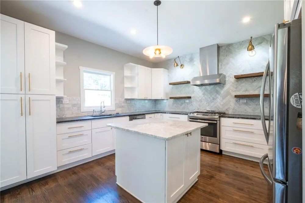 2260 Wallace Drive Chamblee, GA 30341