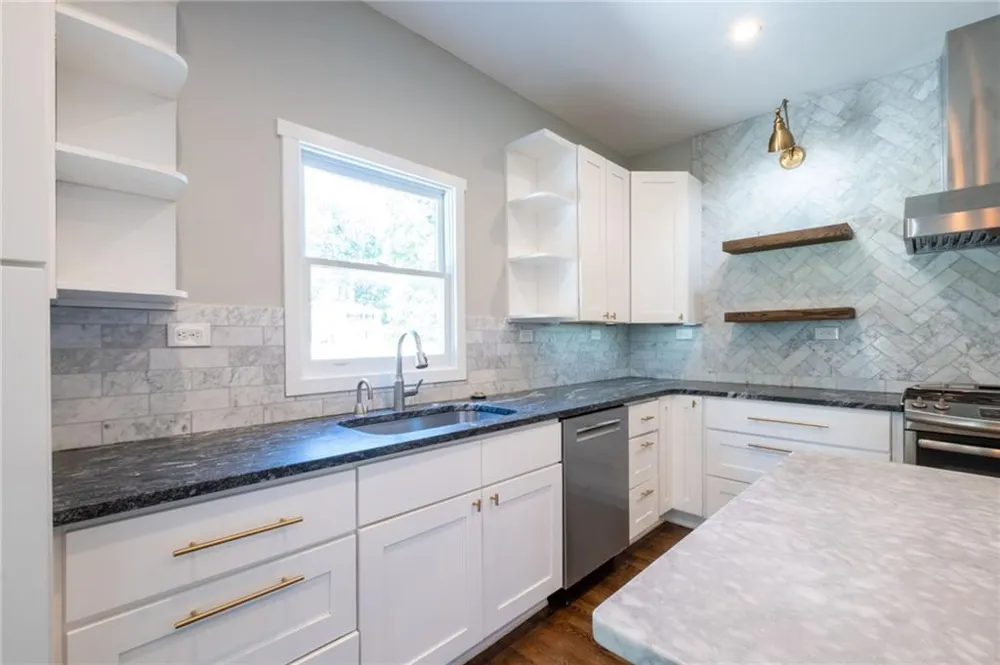 2260 Wallace Drive Chamblee, GA 30341