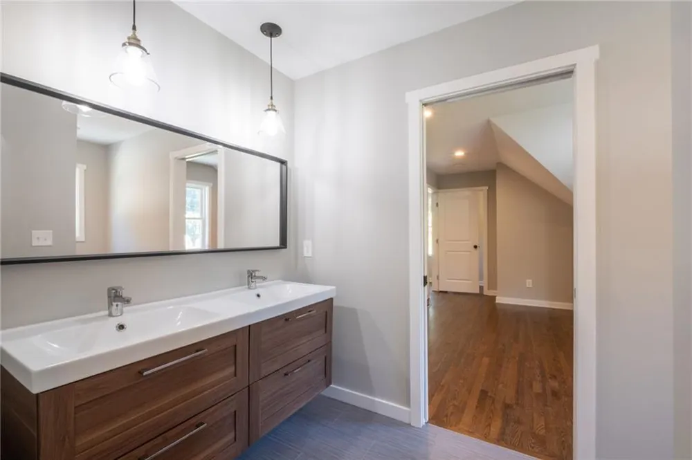 2260 Wallace Drive Chamblee, GA 30341