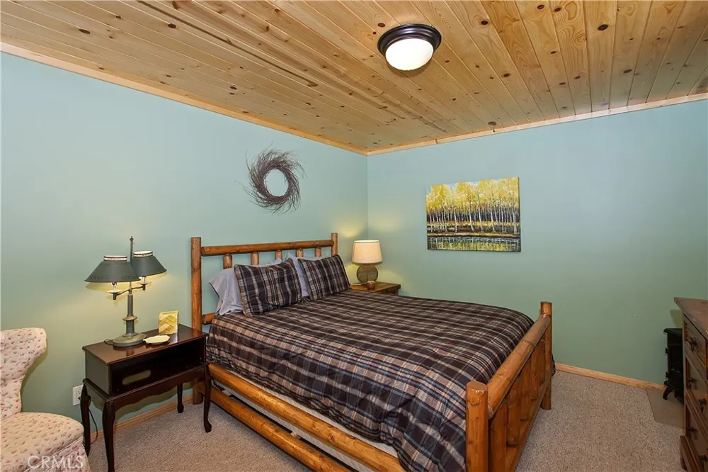 33653 Green Valley Lane Green Valley Lake, CA 92341