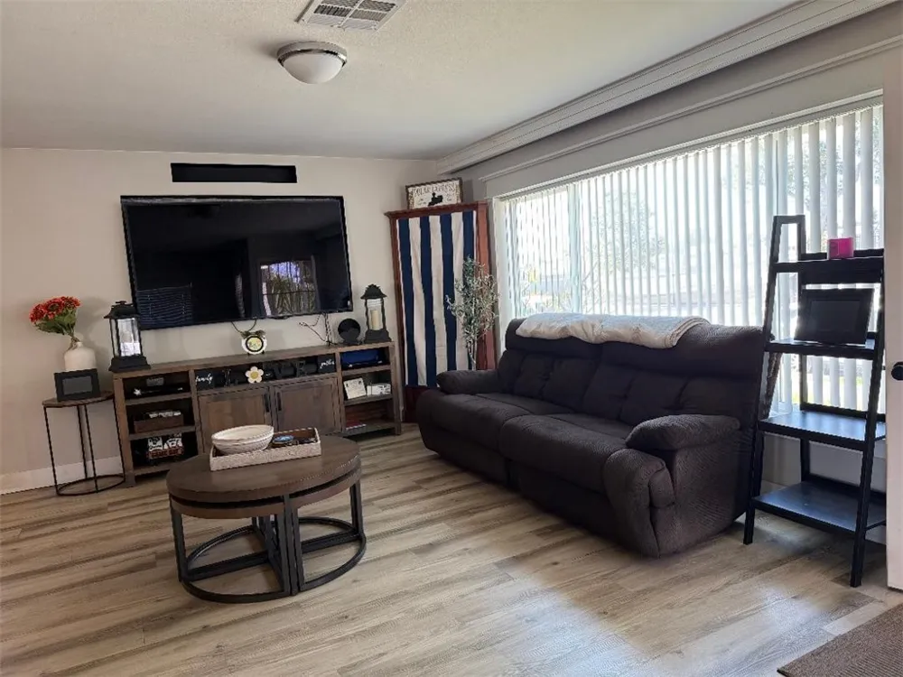 10258 Jersey Santa Fe Springs, CA 90670