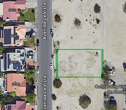 28360 Avenida La Vista