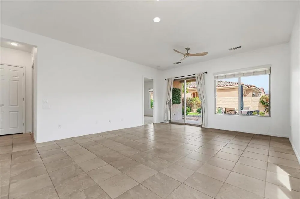 81916 Avenida Del Toro Indio, CA 92203