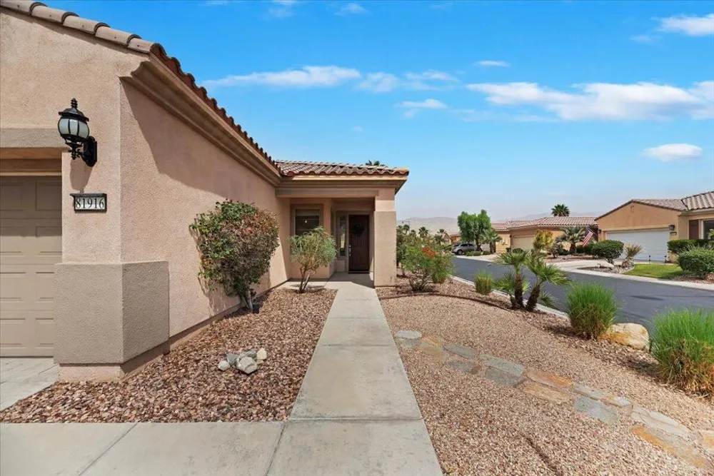 81916 Avenida Del Toro Indio, CA 92203