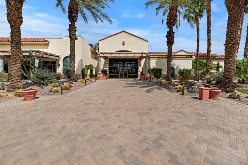81916 Avenida Del Toro Indio, CA 92203