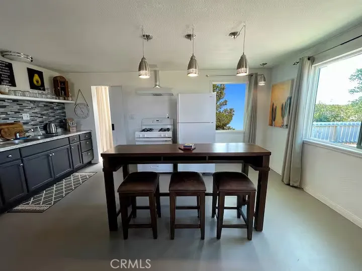 4319 Dusty Mile Road Landers, CA 92285