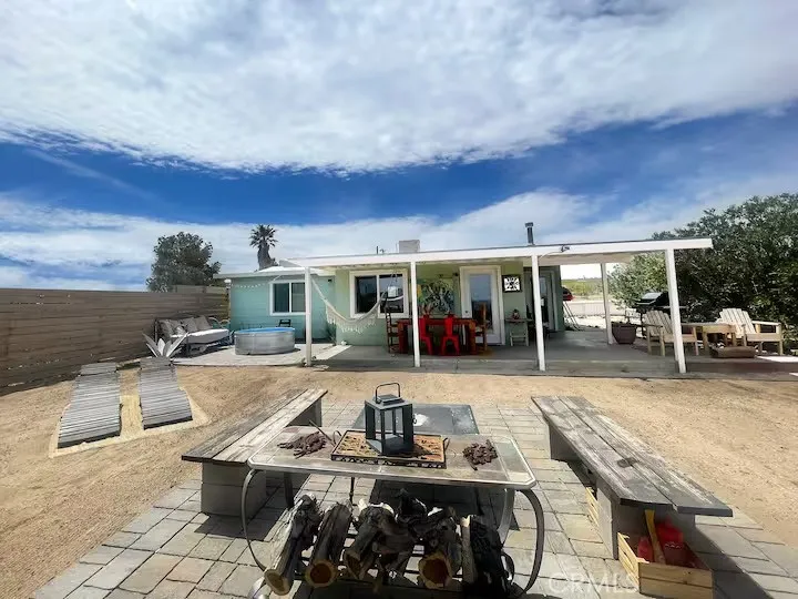 4319 Dusty Mile Road Landers, CA 92285