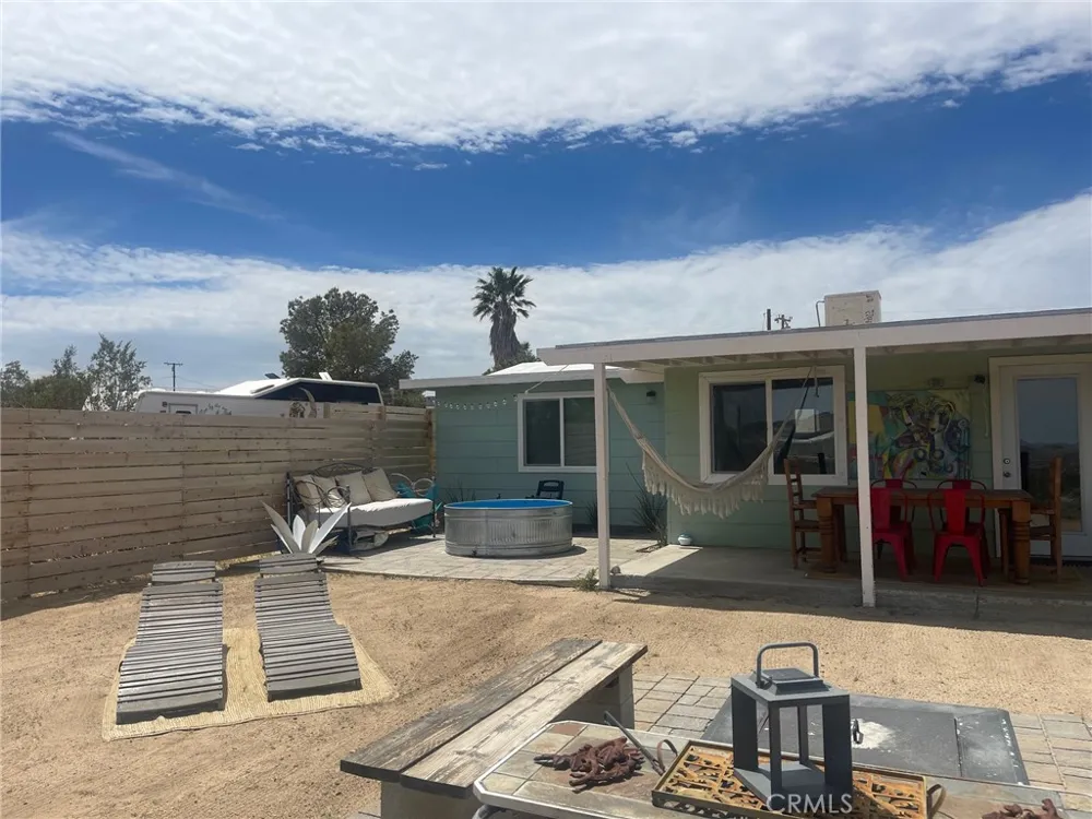4319 Dusty Mile Road Landers, CA 92285
