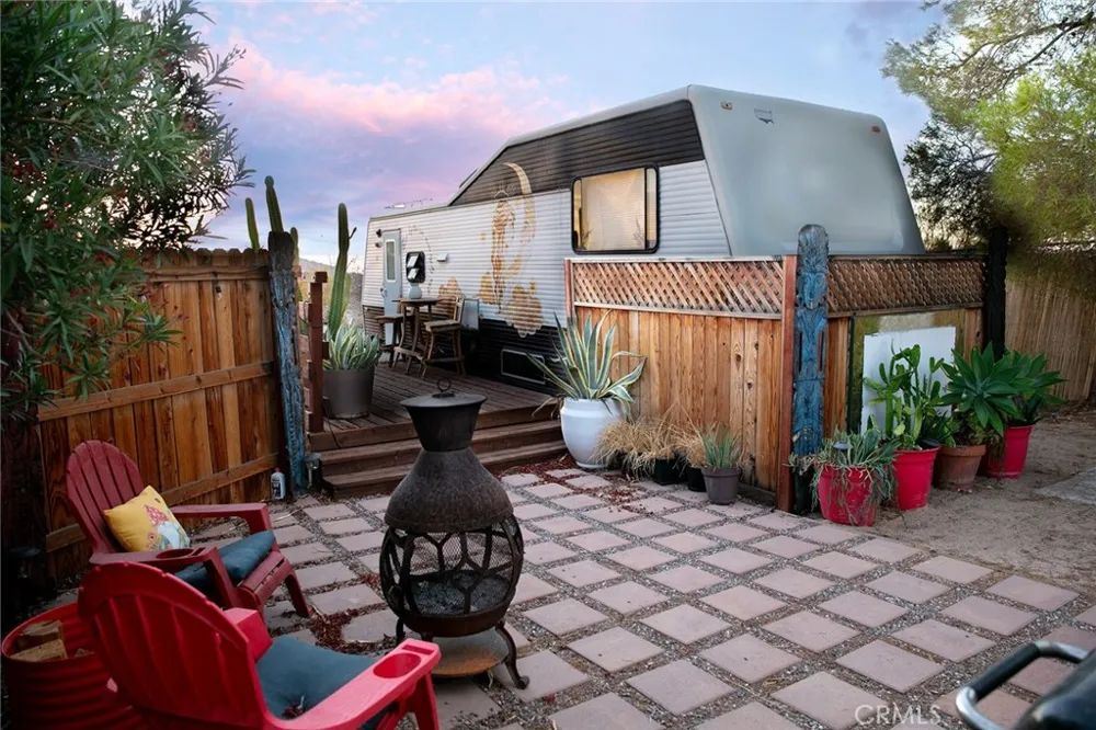 4319 Dusty Mile Road Landers, CA 92285