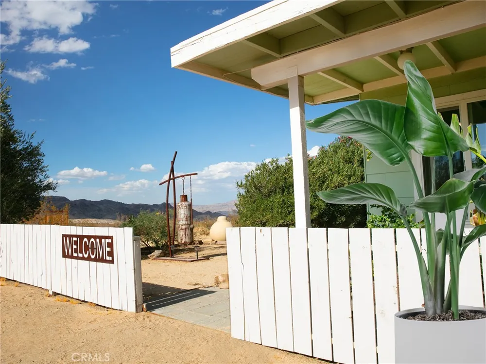 4319 Dusty Mile Road Landers, CA 92285