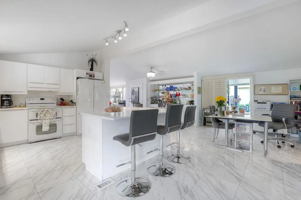 18218 Paradise Mountain Rd Spc 16 #Lot 16 Valley Center, CA 92082