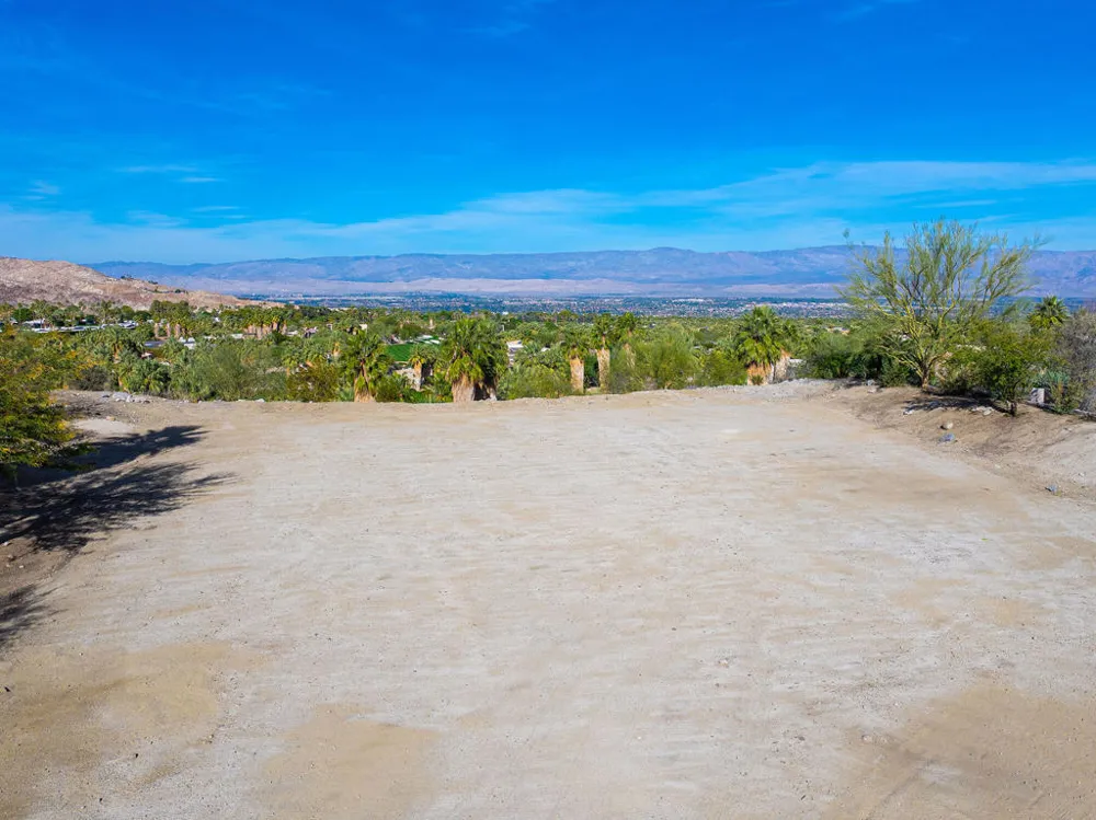 206 Palm Ridge Palm Desert, CA 92260