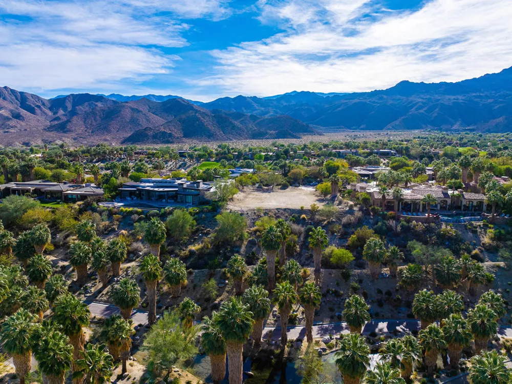 206 Palm Ridge Palm Desert, CA 92260