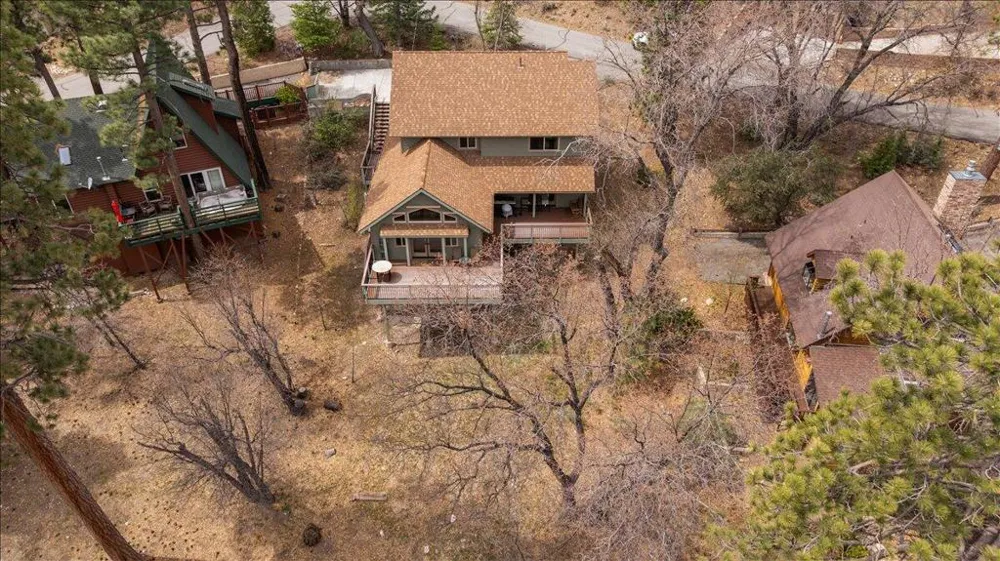 39517 Cline Miller Place Fawnskin, CA 92333