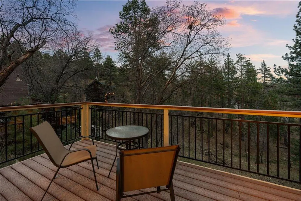 39517 Cline Miller Place Fawnskin, CA 92333