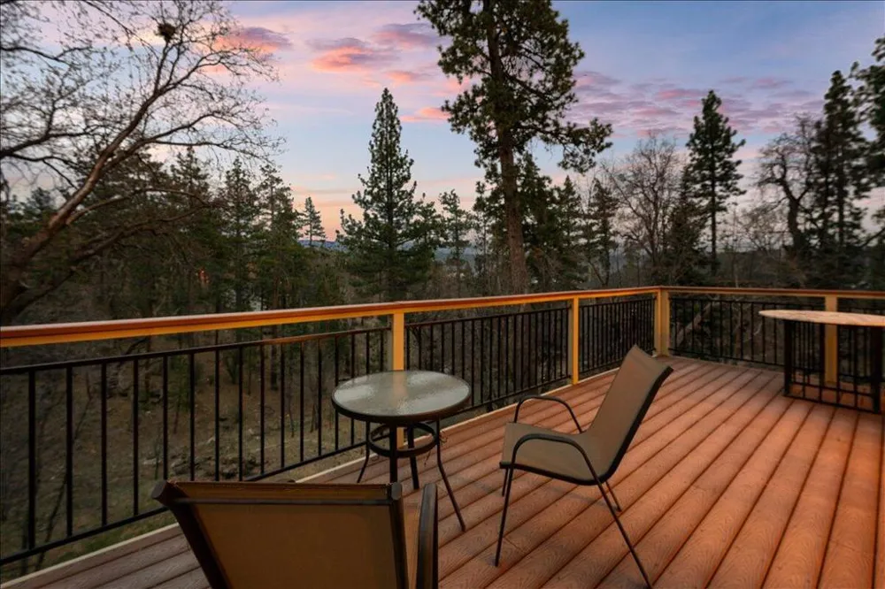 39517 Cline Miller Place Fawnskin, CA 92333