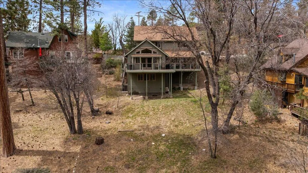 39517 Cline Miller Place Fawnskin, CA 92333