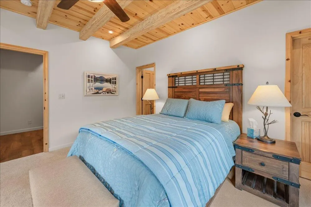 39517 Cline Miller Place Fawnskin, CA 92333