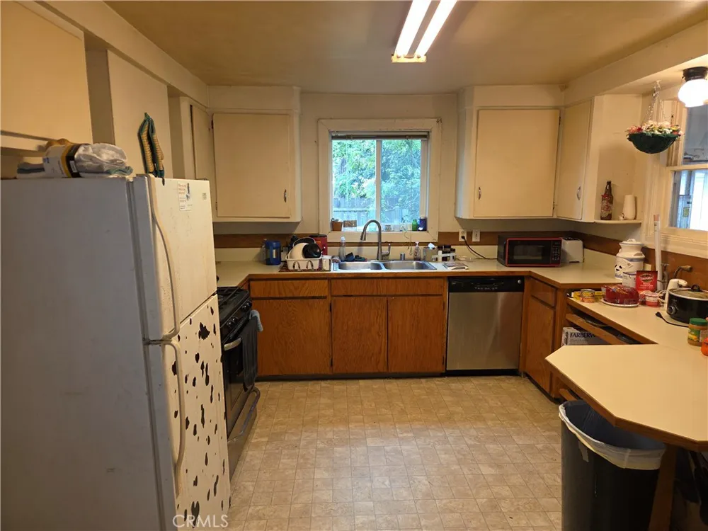 300 Chestnut Red Bluff, CA 96080
