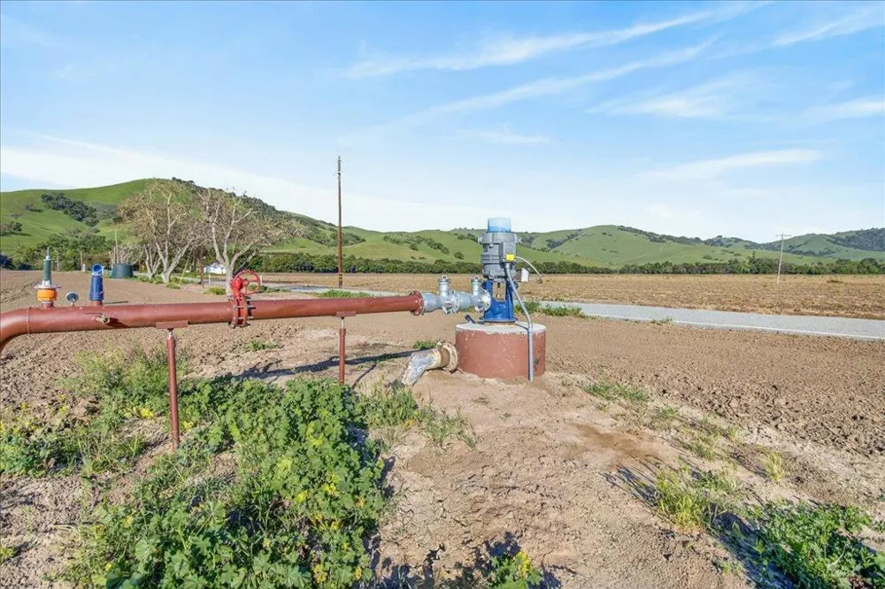 Walnut Avenue Gilroy, CA 95020