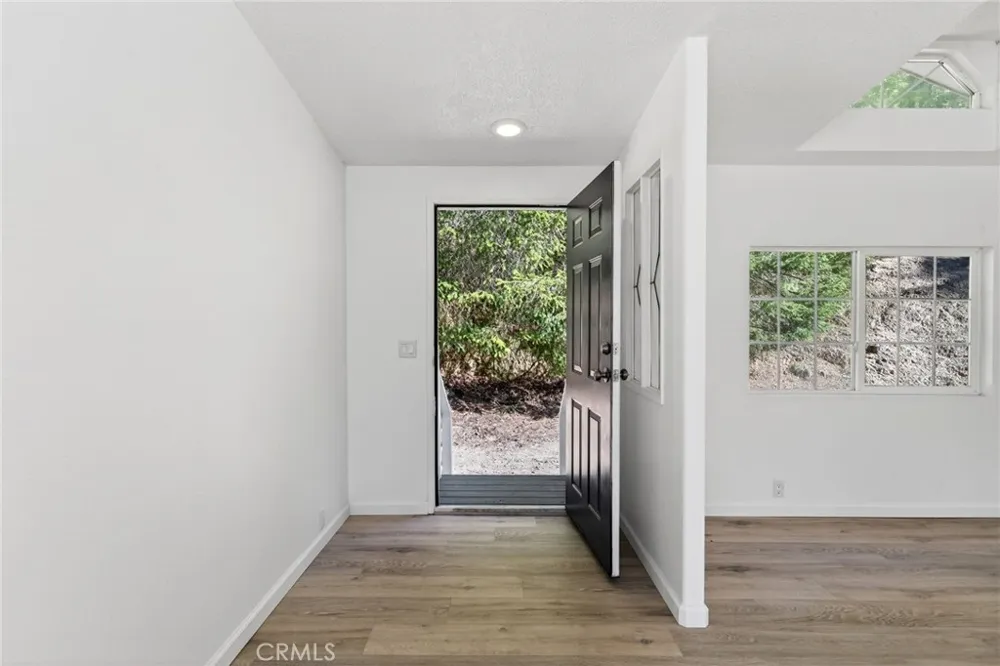 40421 Mountain View Road Manchester, CA 95459