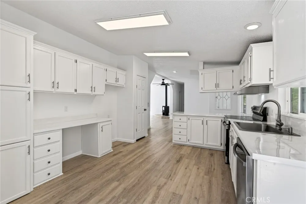 40421 Mountain View Road Manchester, CA 95459