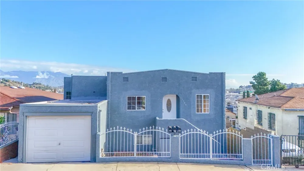 1504 Attridge Avenue Los Angeles, CA 90063