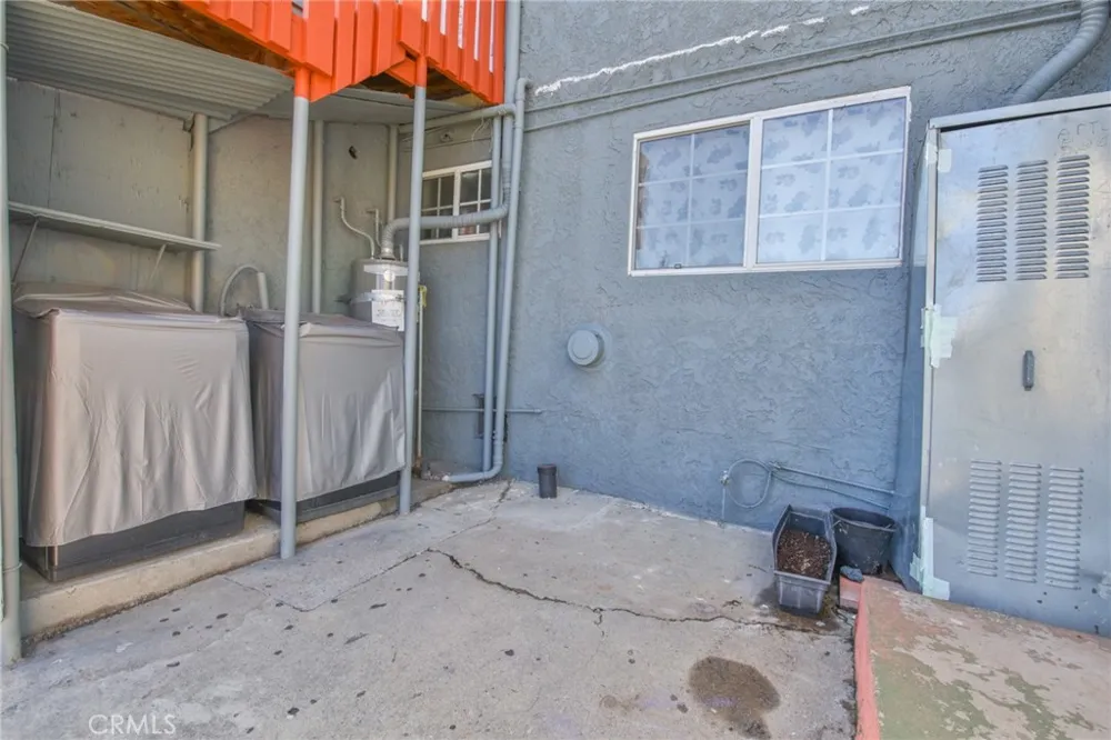 1504 Attridge Avenue Los Angeles, CA 90063
